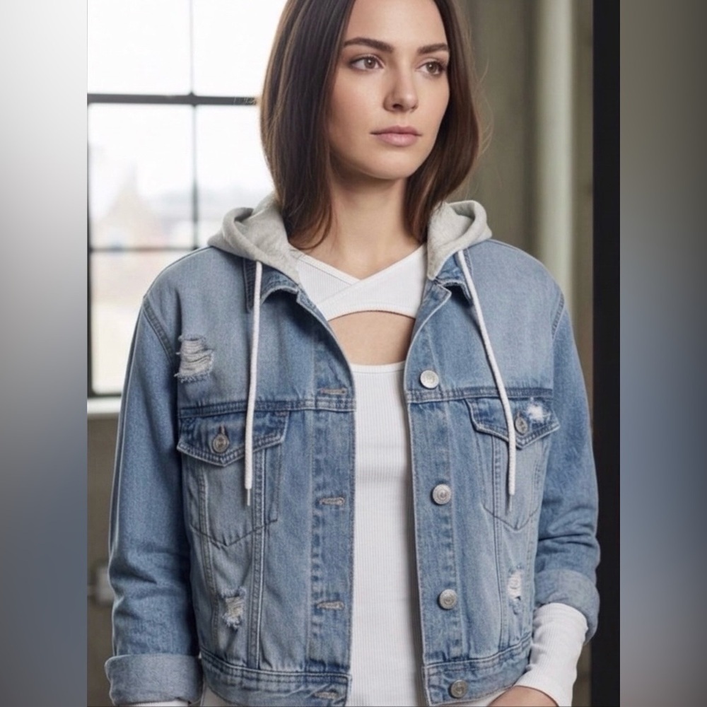 🎁 FREE W/ BUNDLE*  Wallflower Light Blue Cropped Denim Jacket with Gray Hood